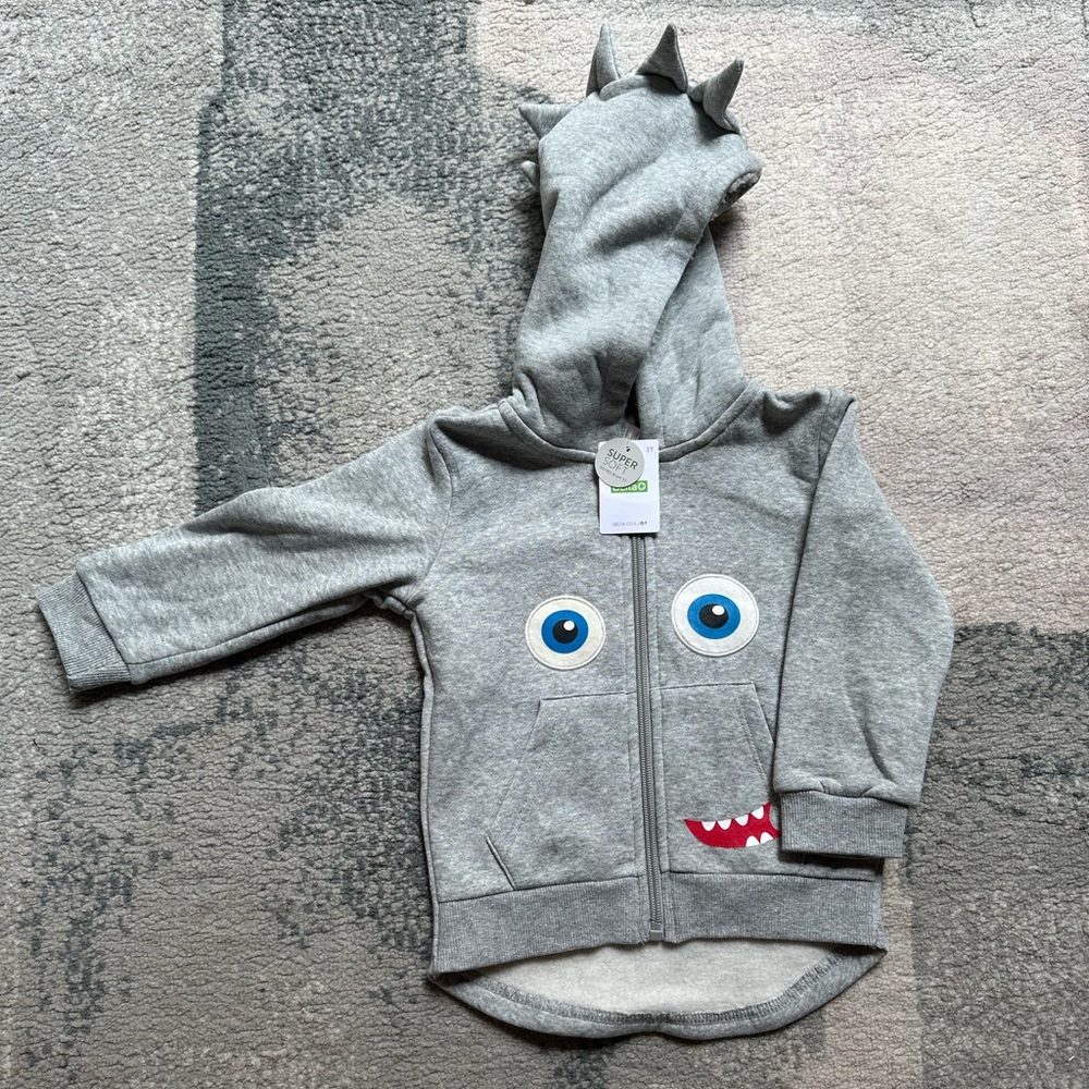 NWT, Delta toddler boys monster hoodie, size 3T